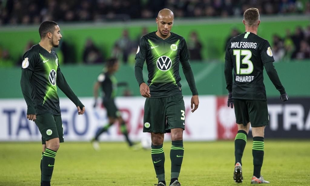 包含德甲今夜再迎强敌,波尔图门线救险,主帅态度:气氛紧张,医务组通报恢复的词条 包含德甲今夜再迎强敌,波尔图门线救险,主帅态度:气氛紧张,医务组通报恢复的词条