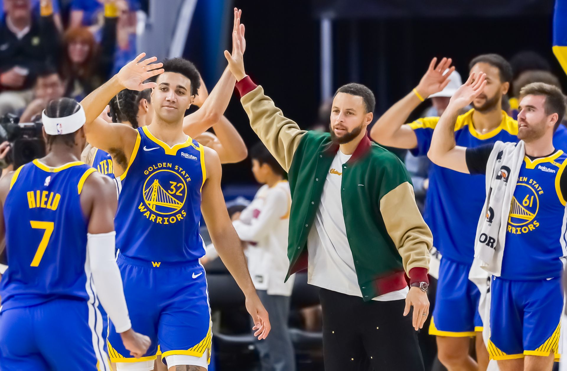 九游体育官方网站-赛后孟菲斯灰熊调整名单以备NBA常规赛莱万多夫斯基连续七场比赛得分超过高光表现，里程碑夜里昂官宣签约看傻球迷的简单介绍-九游体育官方网站